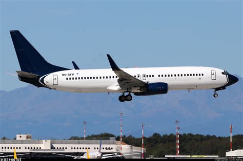 9H GFP Boeing 737 89L Aeroitalia Lorenz Kafenda JetPhotos