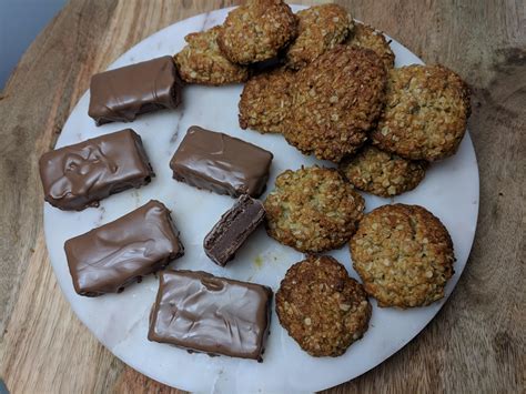 [Homemade] Tim Tams, Anzac Biscuits : r/Baking