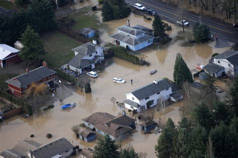 Oregon Red Cross assisting residents in Vernonia after massive power ...