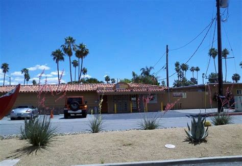 All Worlds Resorts And Annex A Clothing Optional Gay Men S Resort Palm Springs Updated