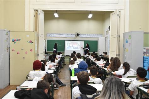 Alunos recebem orientações do Projeto Samuzinho junto ao Projeto