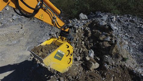 Guide To Bucket Crusher Hydraulic Attachments Construction