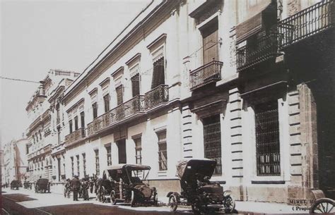 Grandes Casas De México La Sala De Armas En La Casa De Porfirio Díaz