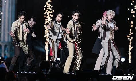 Tampil Memukau Di Konser Smtown Penggemar Harapkan Wayv Segera