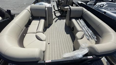 New 2024 Bentley Pontoons Legacy 220 Navigator 35907 Southside Boat Trader