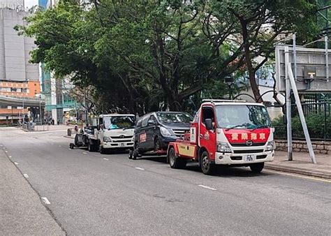 旺角交通黑點打擊違泊 拖走10輛阻塞交通汽車 Oncc 東網 Line Today