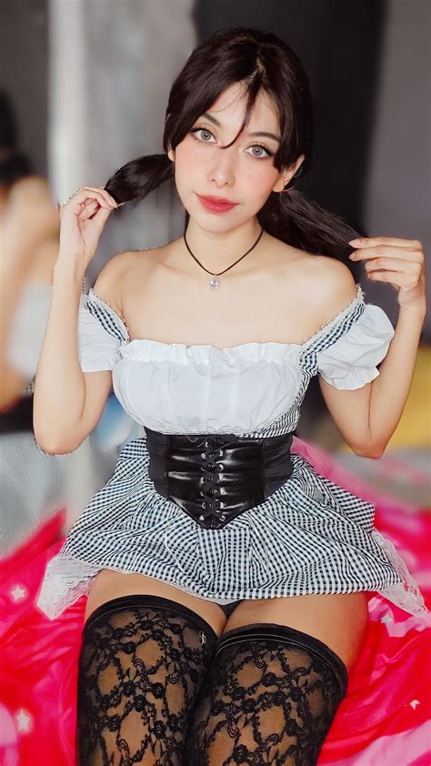 Lilywaifu Lily Waffle Lilylovesyouu Nude Onlyfans Leaks Photos Thefappening