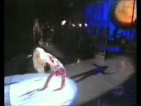 Shakira Dancing Her Ass Off YouTube