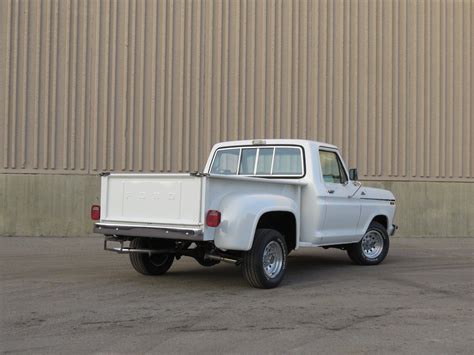 1977 FORD F100 CUSTOM - EG Auctions