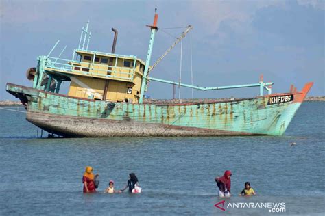 Penangkapan Kapal Ikan Ilegal Sepanjang Tahun 2021 ANTARA News