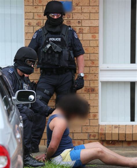 Sydney Police Arrest Teenager And Man Over Terror Plans Bbc News