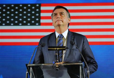 Bolsonaro Vai Festa Da Independ Ncia Dos Eua Ao Som De Born In The Usa