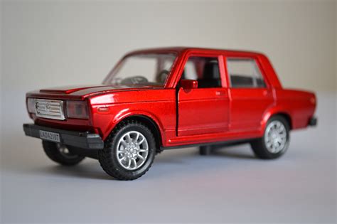 ВАЗ 2107 Жигули игрушка машинка металлическая модель коллекционная со ...