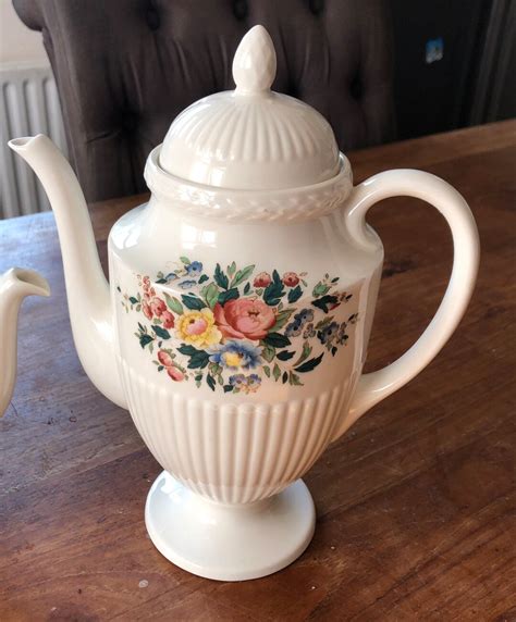 A Vintage Wedgwood Of Etruria Barlaston Edme Conway Coffee Etsy