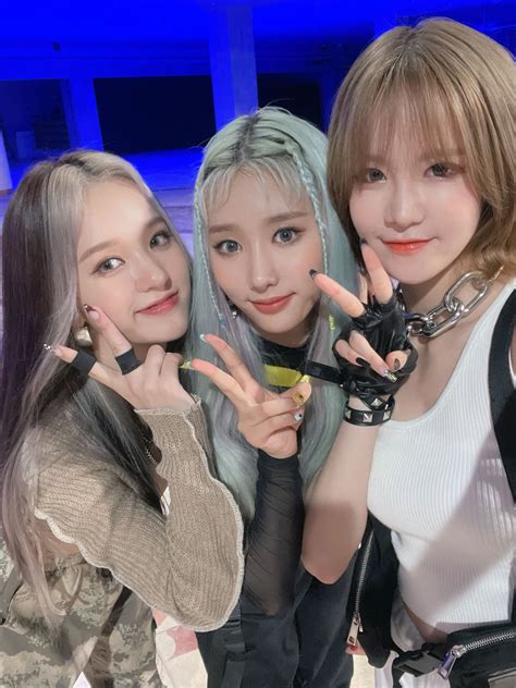 Hot Issue On Twitter