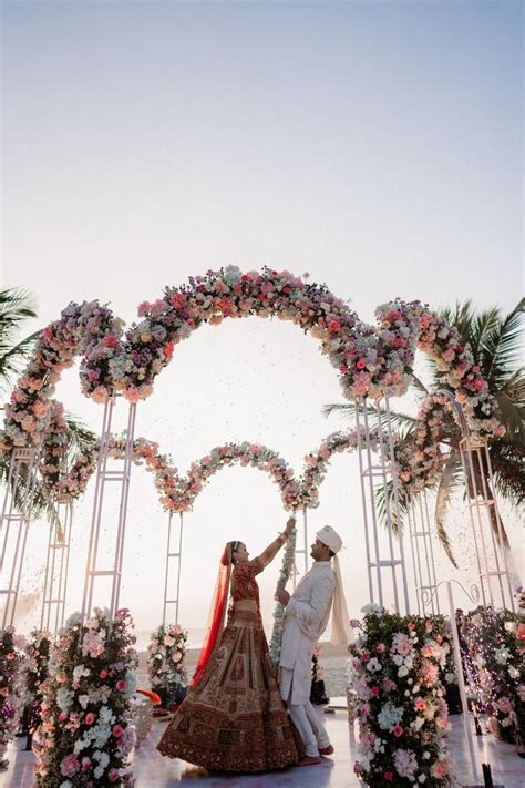 Breezy Goa Wedding With A Traditional Touch And Sunset Pheras Wedmegood