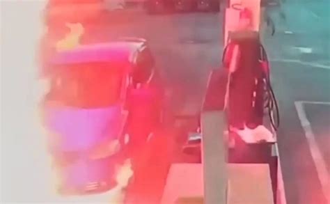 VÍdeo Câmeras Registram Explosão De Carro Em Posto De Gasolina No Rn