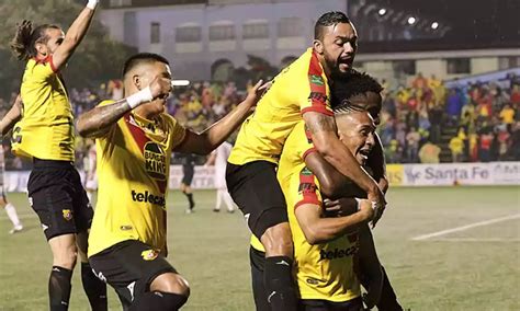 Jafet Soto Vuelve A Resaltar Al Camerino Del Herediano Deportescr