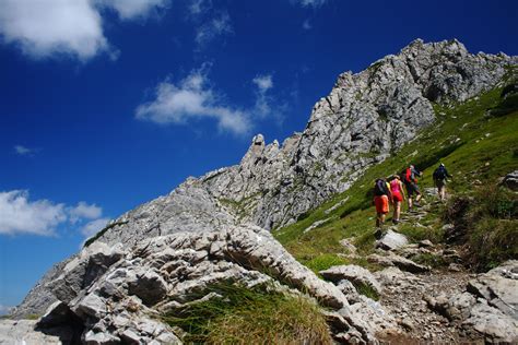 Hiking in Tatra Mountains, Poland : r/europe