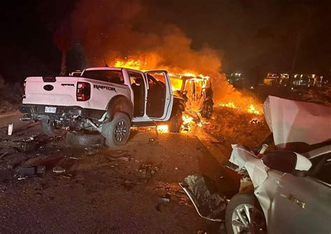 Cinco lesionados ocasiona accidente vial en Nuevo Altata vehículos