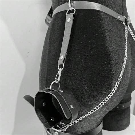 Women Sexy Garter Belt Leather Lingerie Bdsm Bondage Lingerie Leg Harness Thigh Garter Goth