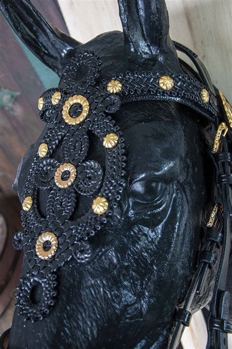 Nepp Dénes Szíjgyártómester