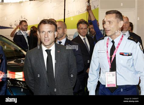 Paris, France. 17th Oct, 2022. French President Emmanuel Macron attends ...