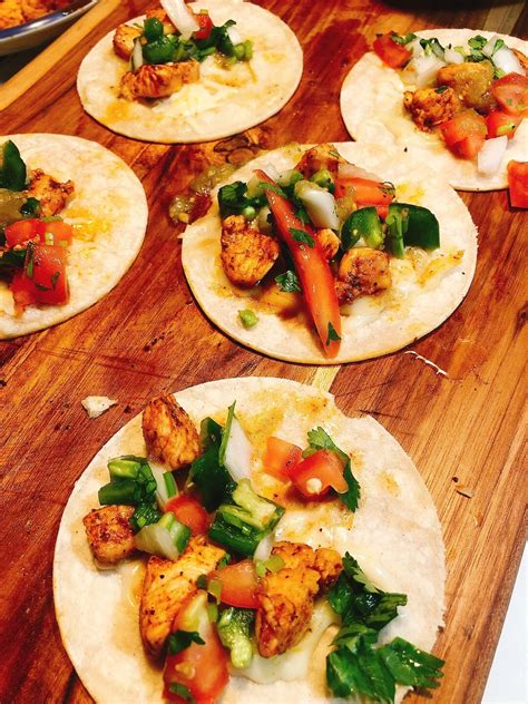 Chicken Taco Recipe Under 30 Minutes The Yum Kitchen — Hmmm Yummy