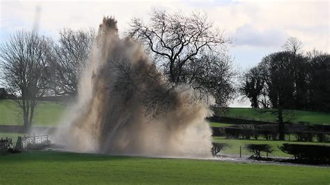 Burst water main floods Derbyshire village - BBC News