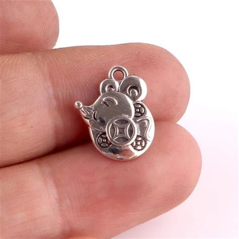 Lot De Pendentifs Porte Bonheur Couleur Argent Souris Rat