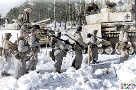 Troops And Panzerkampfwagen Ivs In Winter Camouflage On The Eastern