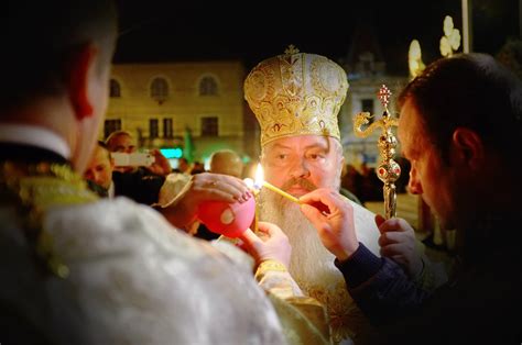 Icoana fereastră înspre Raiul Învierii Pastorla ÎPS Andrei la