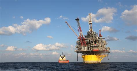 Dozens Of Coastal Republicans Vote With Democrats To Ban Offshore Oil Gas Drilling Newsweek