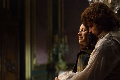 26 Romantic Outlander Scenes From Season 2 Photos Tv Insider