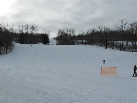 Rhode Island Explorer: Great skiing at Wachusett Mountain