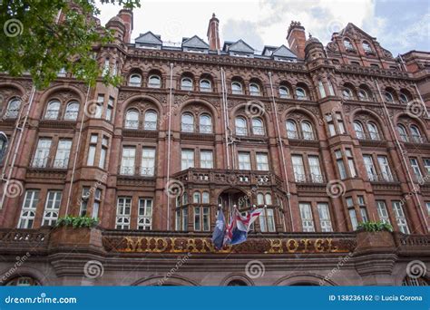 Midland Hotel in Manchester Editorial Photography - Image of landmark ...