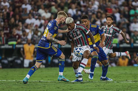 Fluminense bate Boca Juniors e fatura Libertadores pela 1ª vez