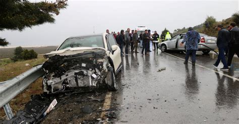 Burdur da trafik kazası 2 si turist 6 yaralı