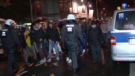 Protest Gegen T Rken Einmarsch Neun Verletzte Bei Kurden Demos In Nrw