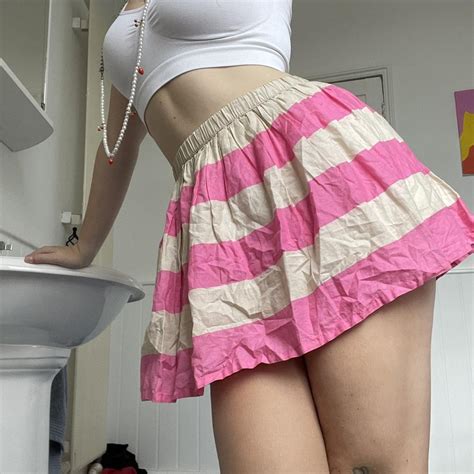 Women S Cream And Pink Skirt Depop