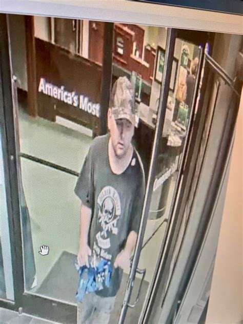 Suspect Identified In Td Bank Robbery Whkp 1450 Hendersonville Nc