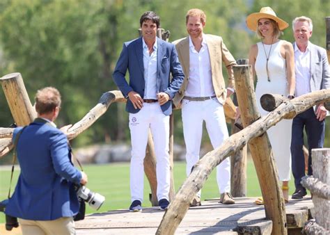 Photos: Prince Harry plays polo at Sentebale ISPS Handa Polo Cup ...