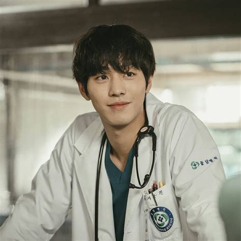 Dr Romantic Romantic Doctor Jae Lee Lee Sung Kyung Drama Korea