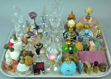 (46) Vintage Perfume Bottles