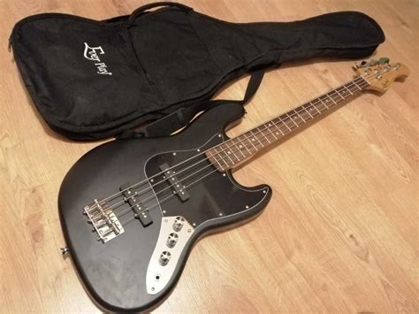 Gitara Basowa Jak Nowa Pokrowiec Gratis Warszawa Bemowo Olx Pl