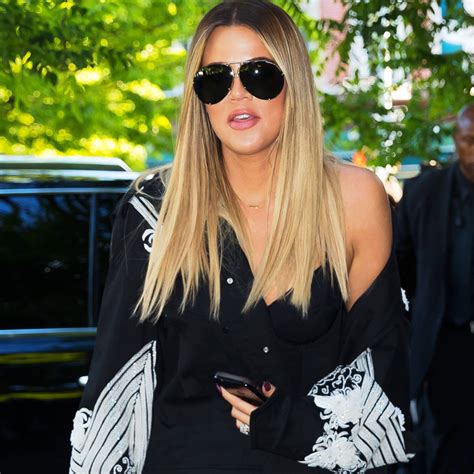 Khlo Kardashian Presume Su Cuerpo Post Parto Glamour