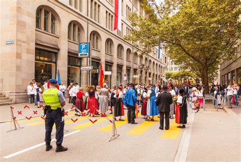 Switzerland Traditional Culture Swiss Culture Traditional Clothing ...