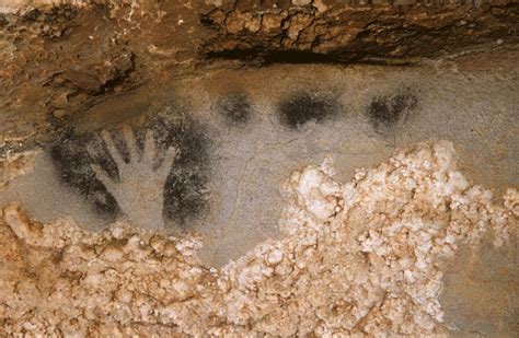 Grotte Du Pech Merle Hominides