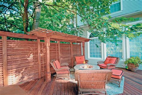 How to choose the deck privacy screens