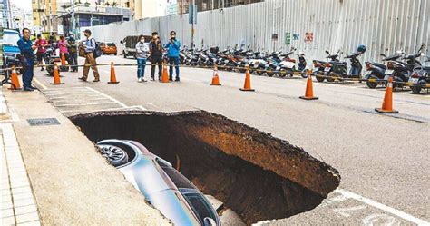 竹北「天坑吞特斯拉」原因曝！縣府要求：建商「每周1次」透地雷達檢測 社會 Ctwant